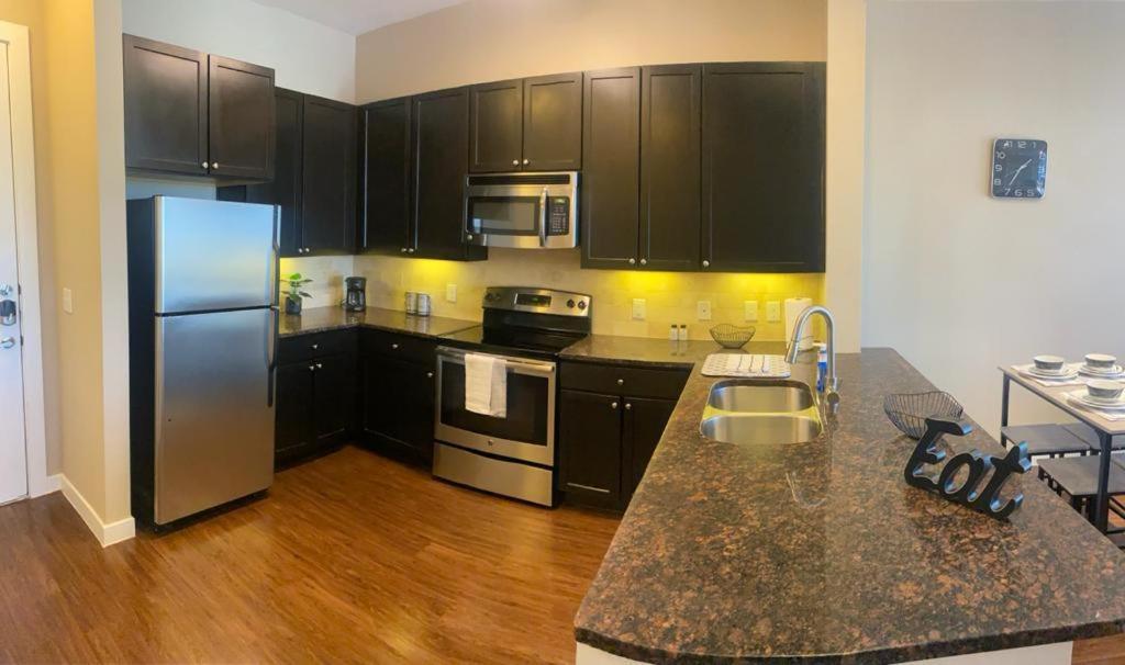Luxury 1Br Condo Wbalcony - Galleriariver Oak Houston Zewnętrze zdjęcie